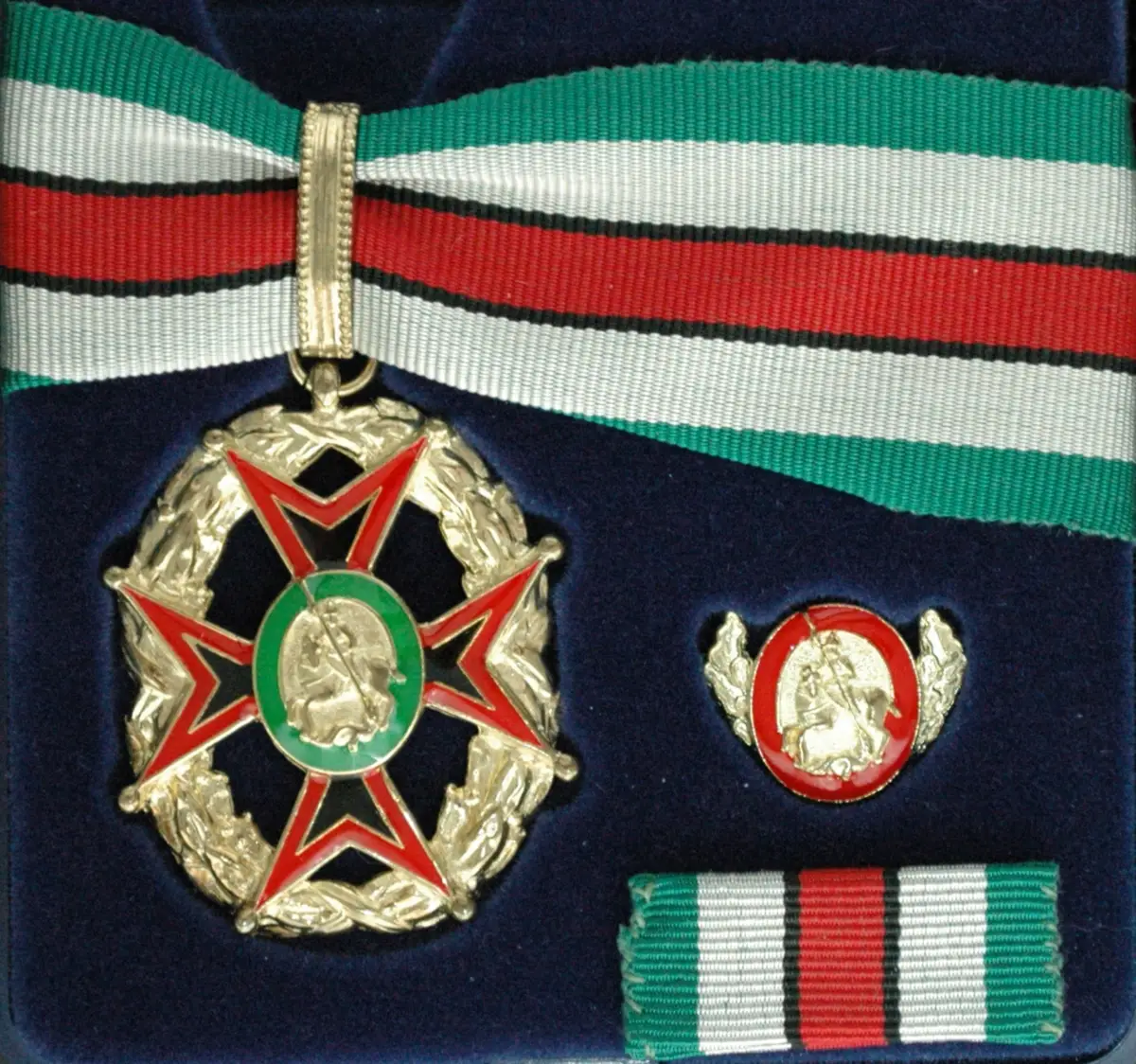 The Order of Merit for Law Enforcement History with ribbon, badge and ribbon bar